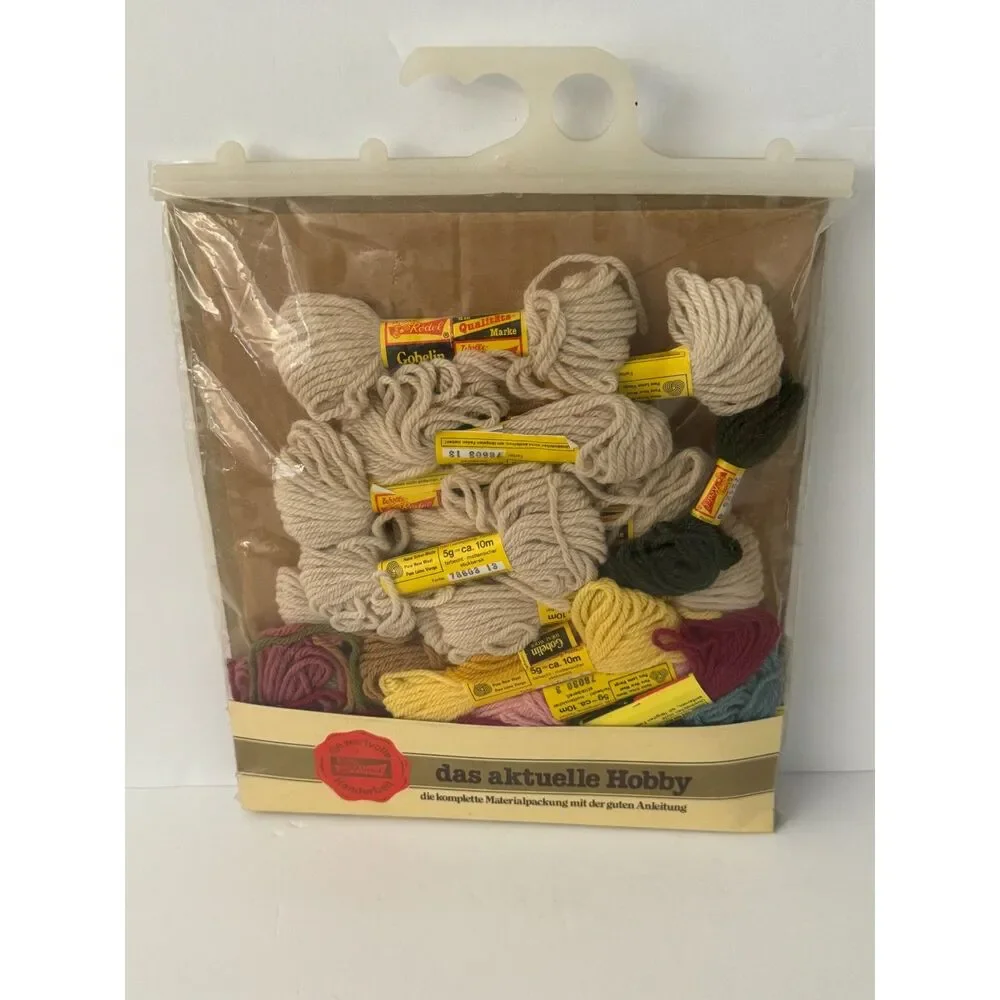 Gobelin-Stickkissen Embroidery Cushion Kit Flower Splendor Bouquet Flowers NEW